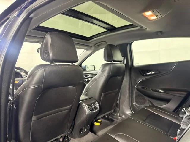 Used 2018 Blue Chevrolet Hybrid image 12