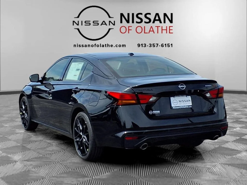 New 2026 Super Black Nissan SR Midnight Edition® image 3