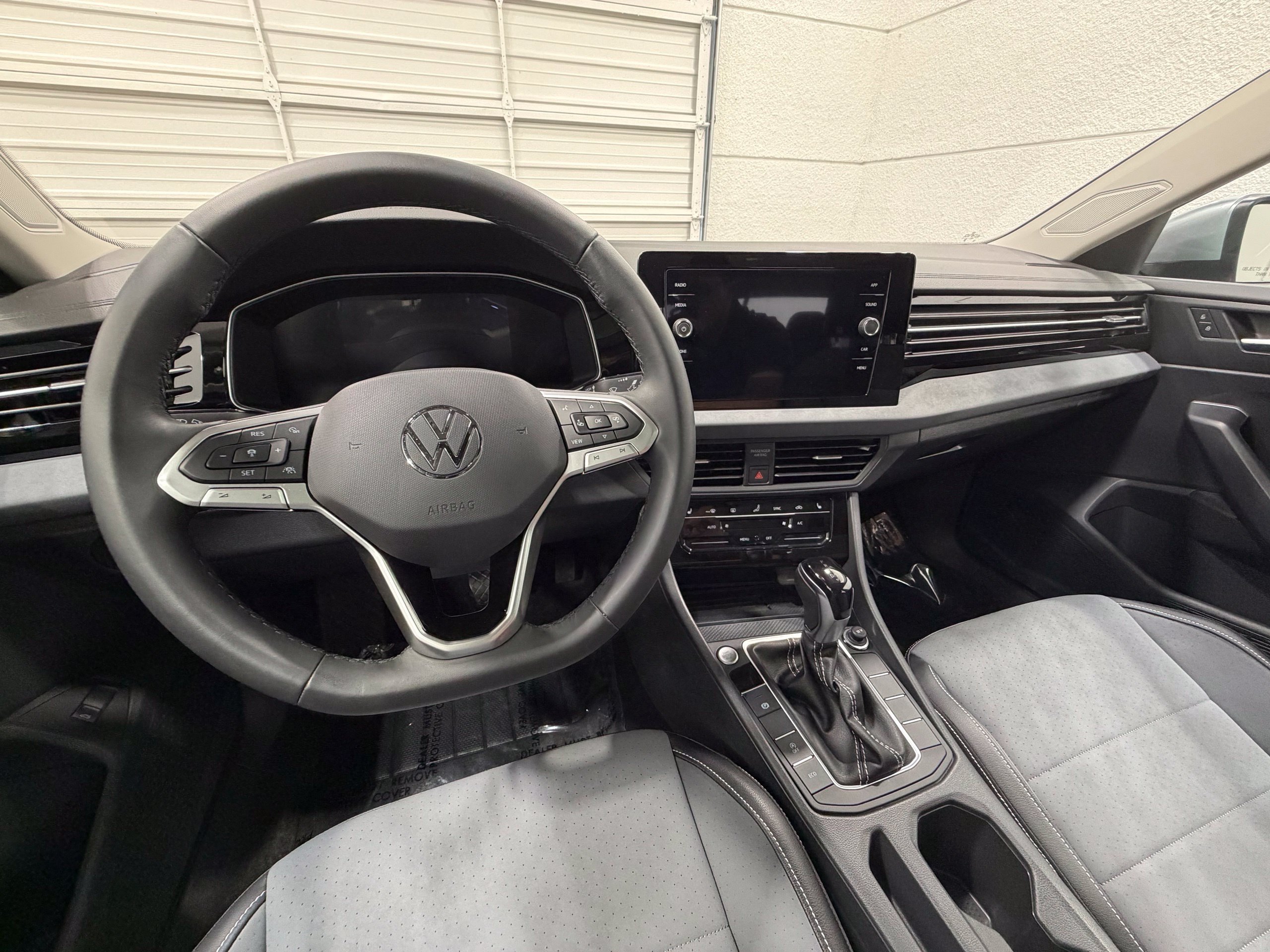 Certified Used 2026 Silver Volkswagen 1.5T SE image 38