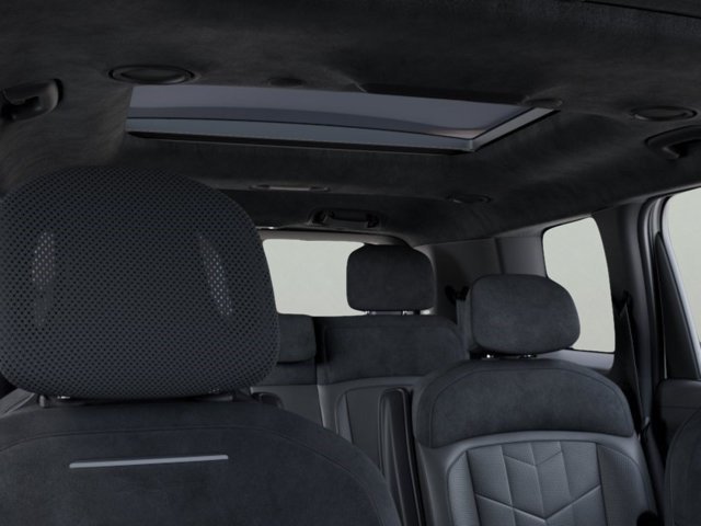 New 2027 White Kia X-Pro SX-Prestige image 22