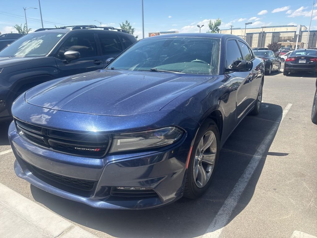 Used 2015 Blue Dodge SXT image 3