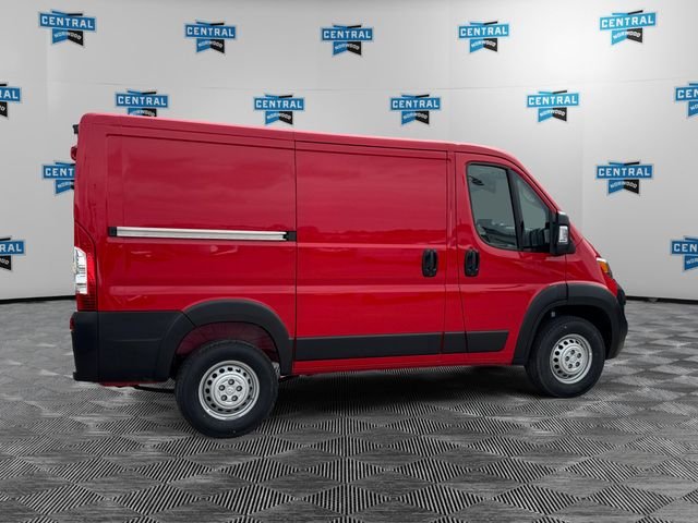 New 2026 Flame Red Clear-Coat Exterior Paint Ram Low Roof image 5