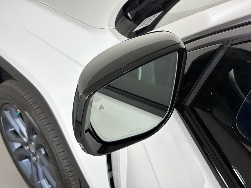 New 2026 Bright White Clear-Coat Exterior Paint Jeep  image 13