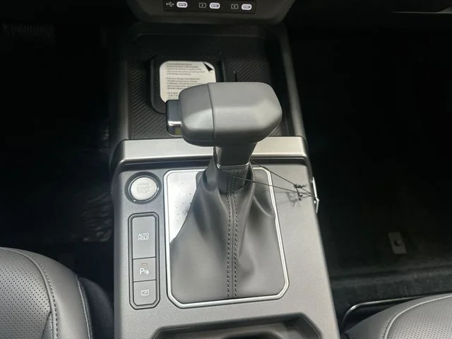 New 2027 Brown Kia X-Line S image 21