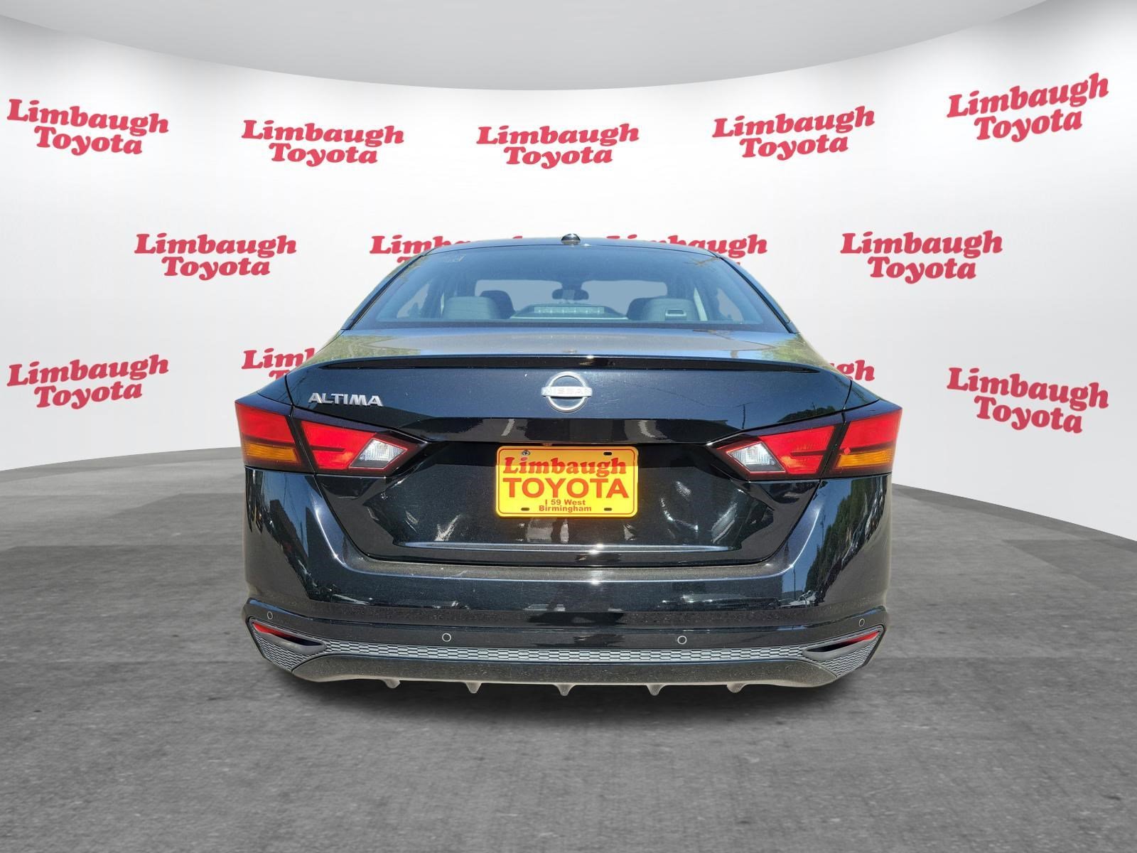 2025 Nissan Altima SV - Photo 24