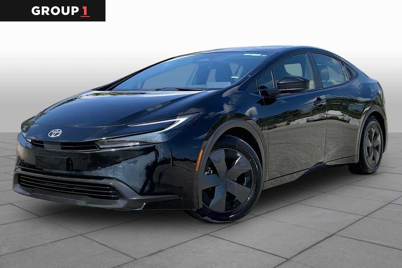 2025 Toyota Prius LE
