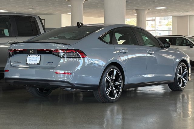 New 2026 Urban Gray Pearl Honda Sport image 4