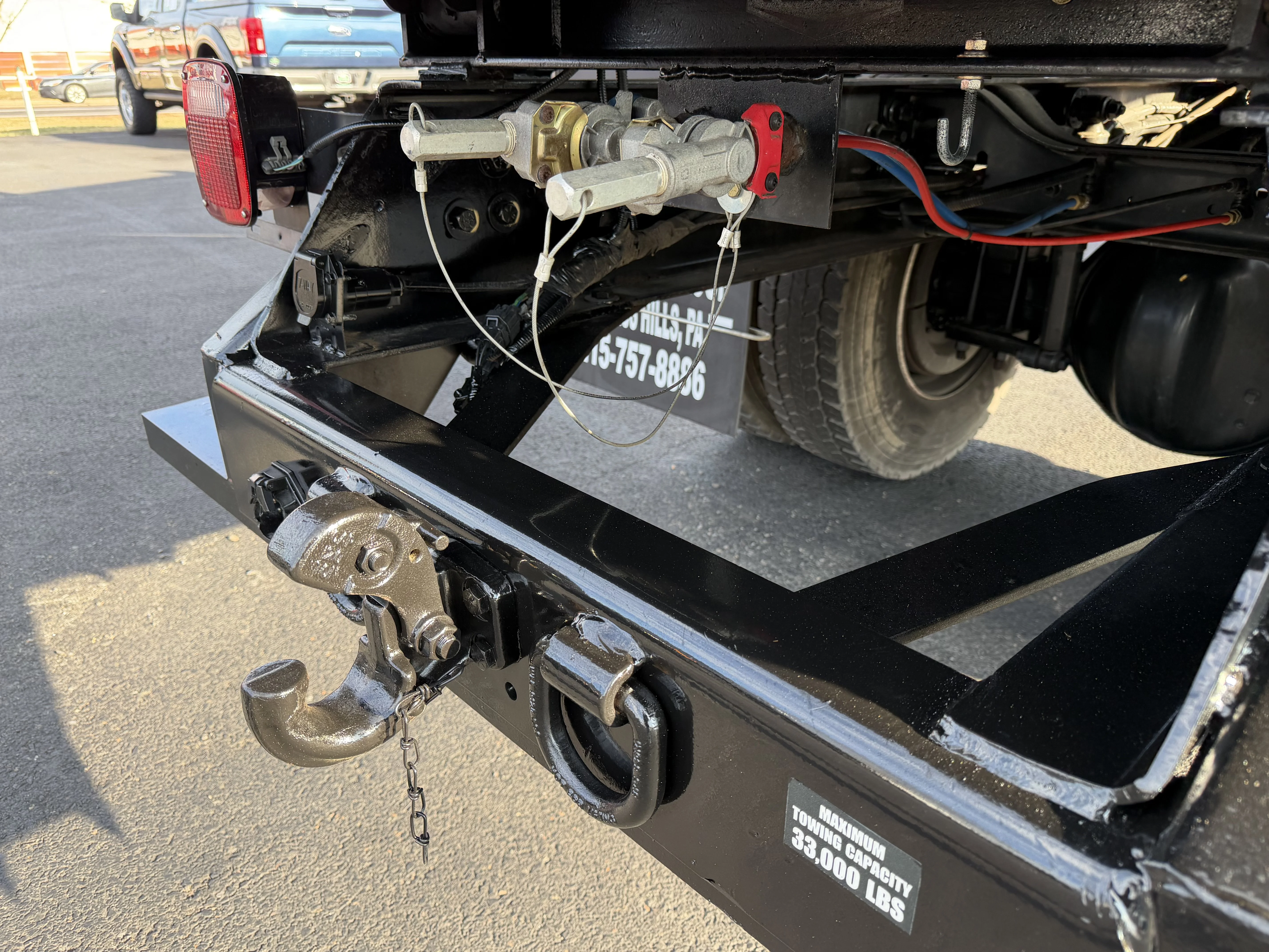 2022 Ford F-750 - Photo 5
