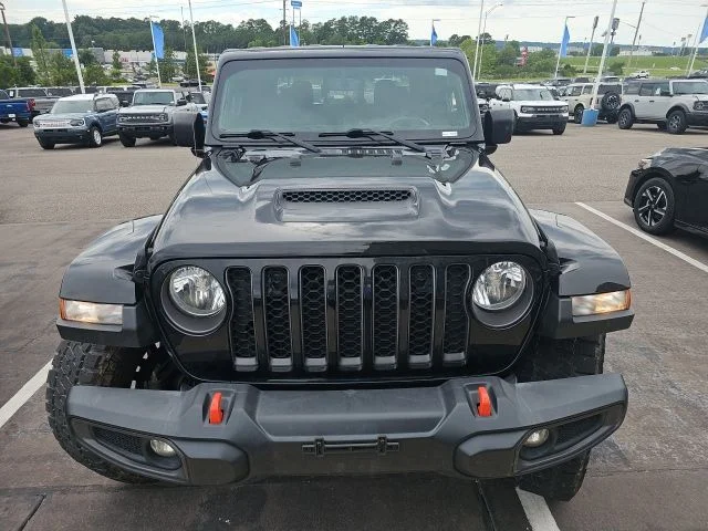 Used 2022 Black Jeep Mojave image 2