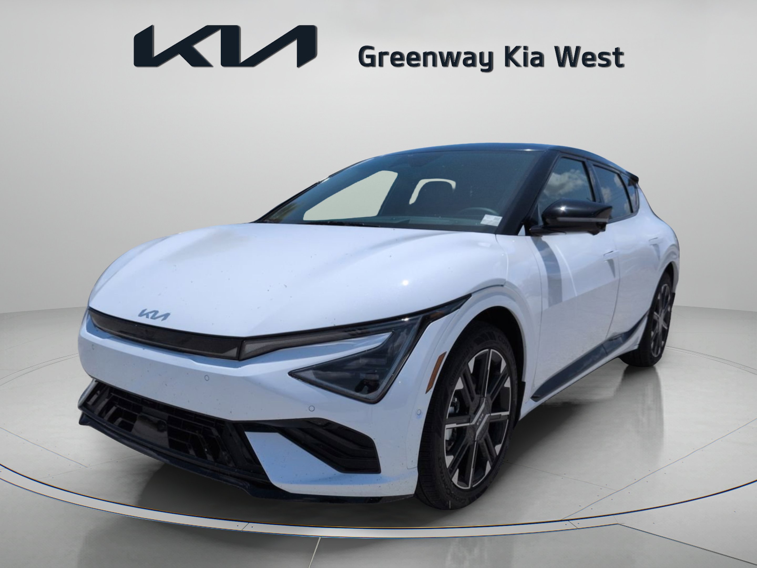 New 2026 Glacier White Pearl/Black Roof Kia GT-Line image 3