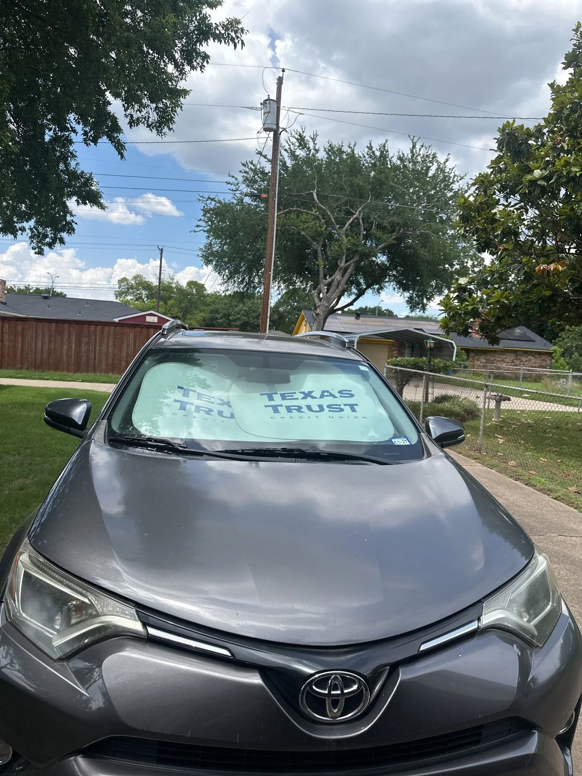 Used 2016 Gray Toyota XLE image 11