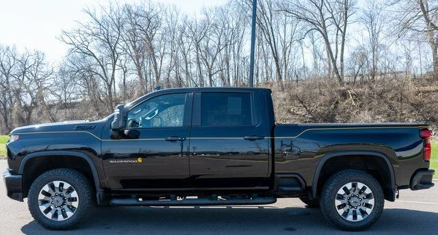 Used 2021 Black Chevrolet LTZ image 10