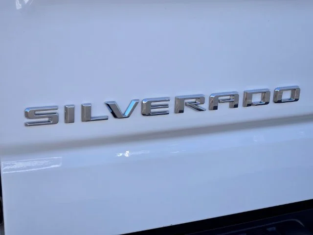 Used 2022 SUMMIT WHITE Chevrolet Work Truck image 16