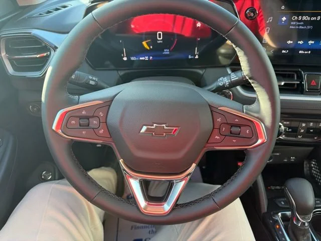 New 2026 Mosaic Black Metallic Chevrolet LT image 31