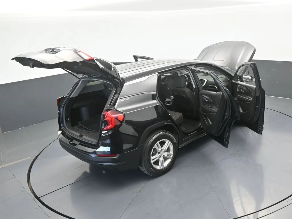 Used 2023 Ebony Twilight Metallic GMC SLE image 63