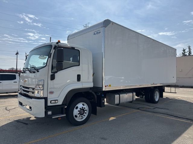 2025 Chevrolet Low Cab Forward's photo