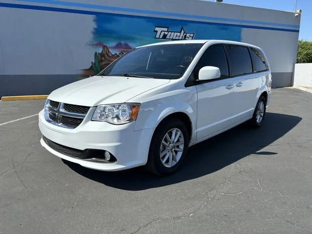 Used 2020 White Dodge SE Plus image 3