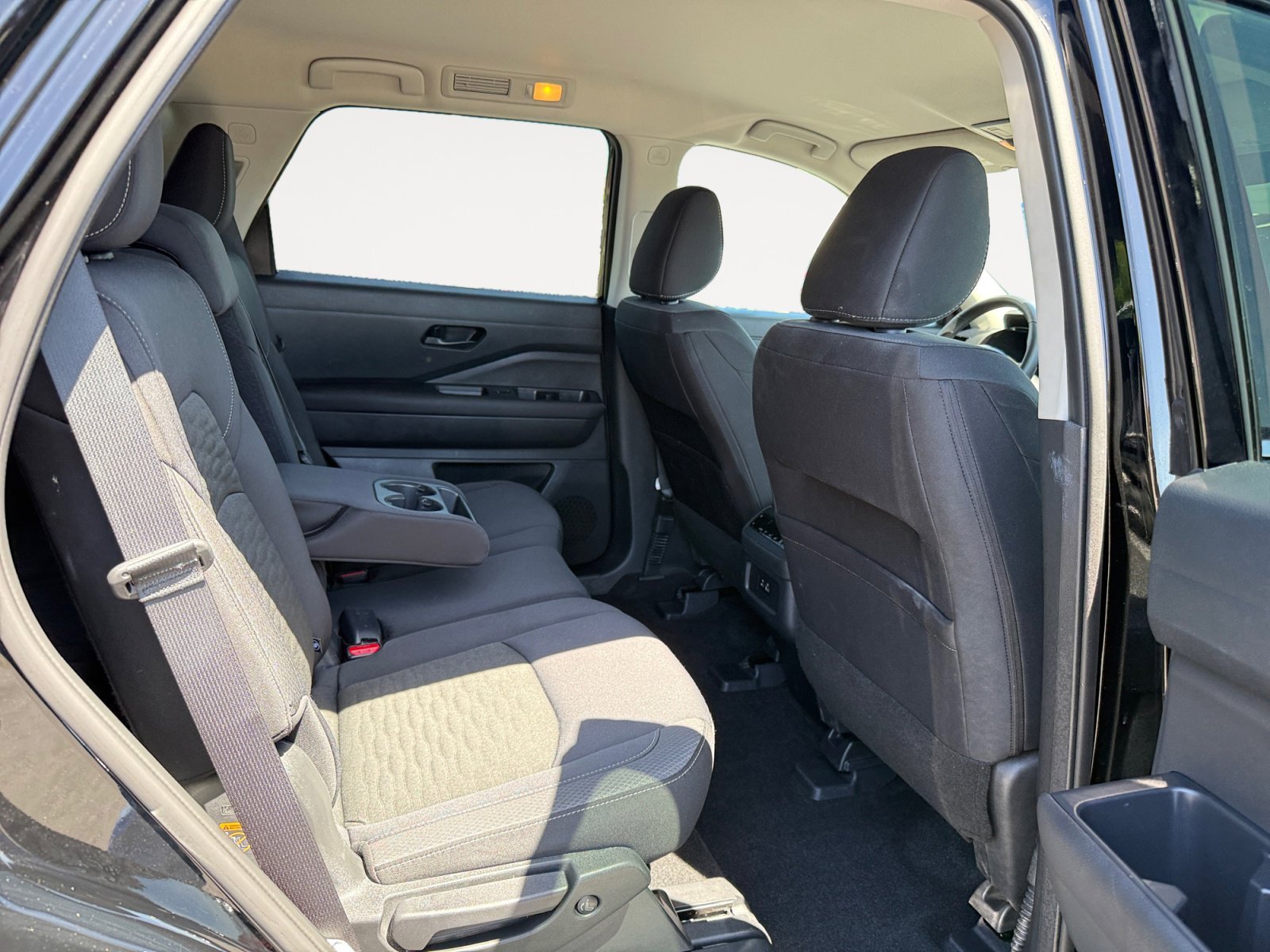 Used 2025 Super Black Nissan SV image 18