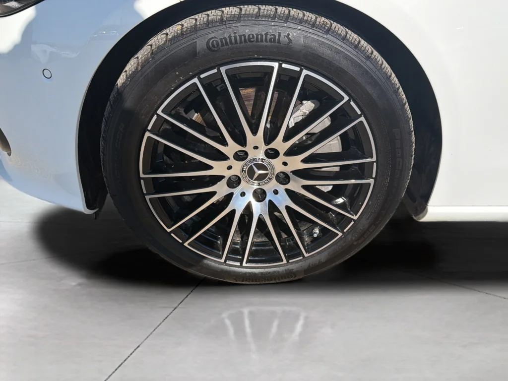 Used 2025 White Mercedes-Benz C 300 image 9
