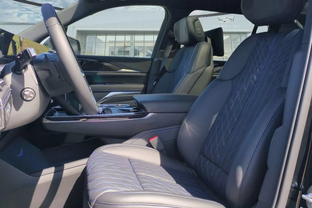 2026 Cadillac Escalade IQL Sport - Photo 11