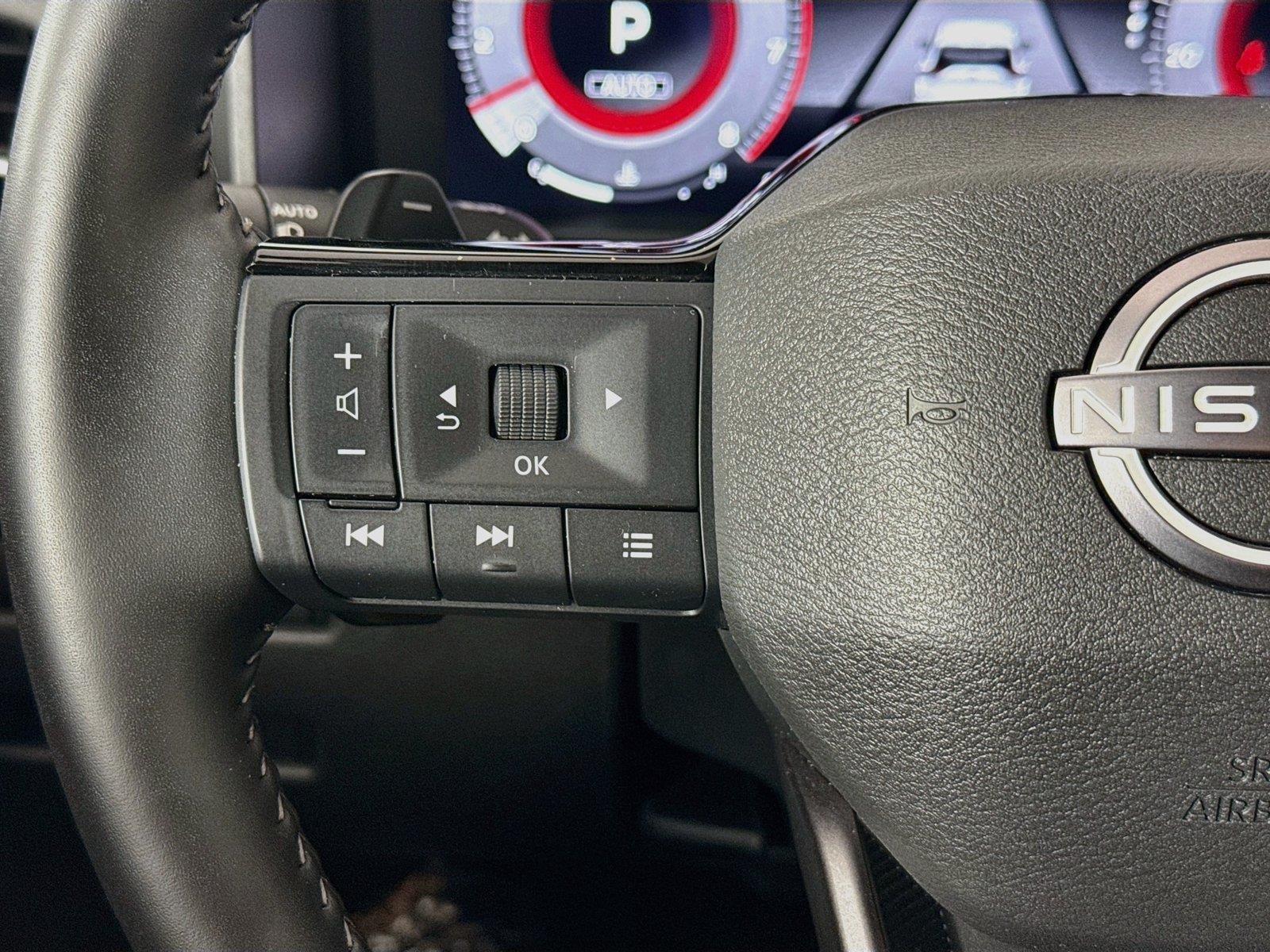 Used 2026 Gun Metallic Nissan SL image 17