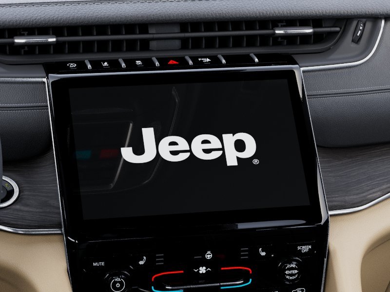 New 2025 Diamond Black Crystal Pearl-Coat Exterior Paint Jeep Limited image 45