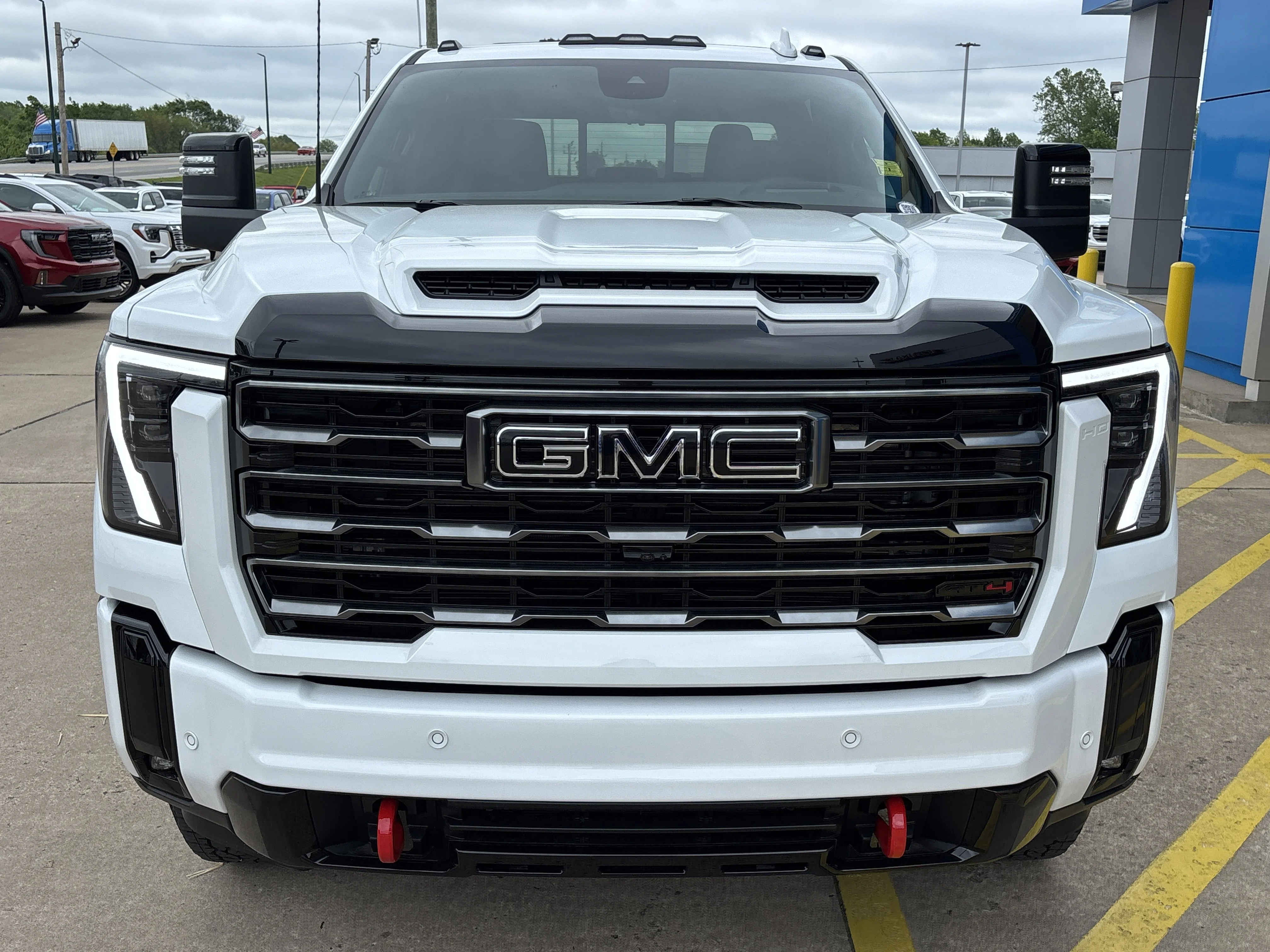 2026 GMC Sierra 3500HD AT4 - Photo 12