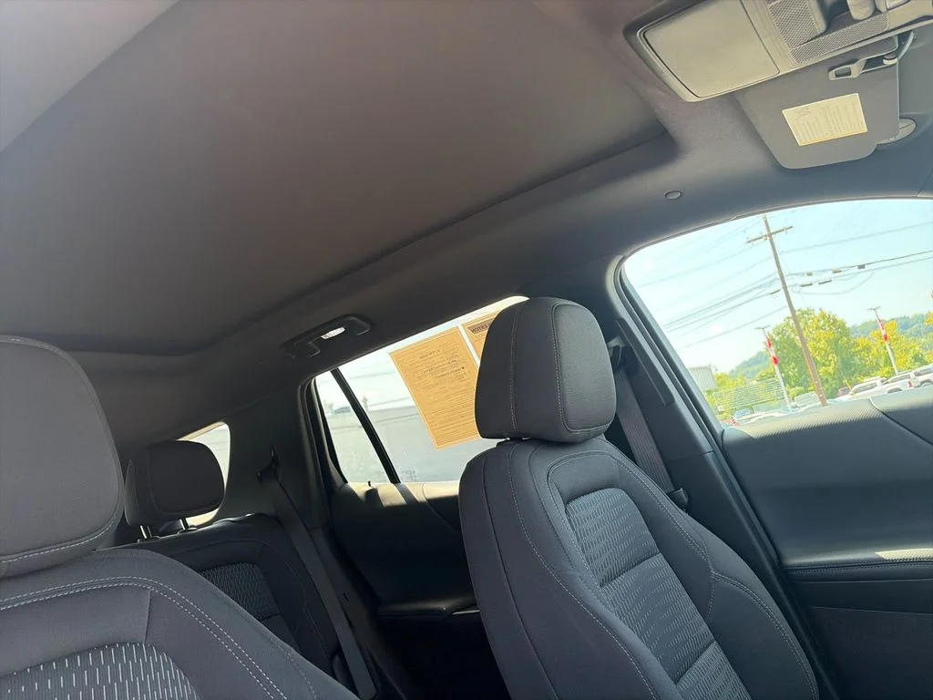 Used 2025 Gray Chevrolet LT image 19