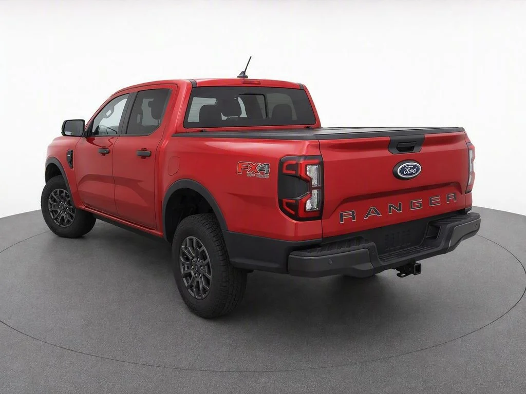 Used 2025 Red Ford XLT image 4