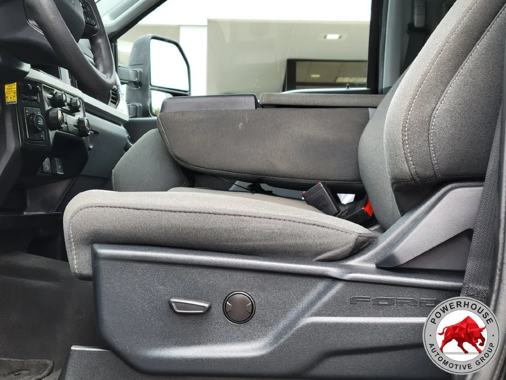 Used 2026 Black Ford XLT image 23