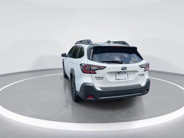 Used 2023 White Subaru Onyx Edition XT image 7