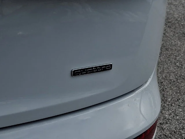 Used 2022 White Audi 45 S line Premium image 31