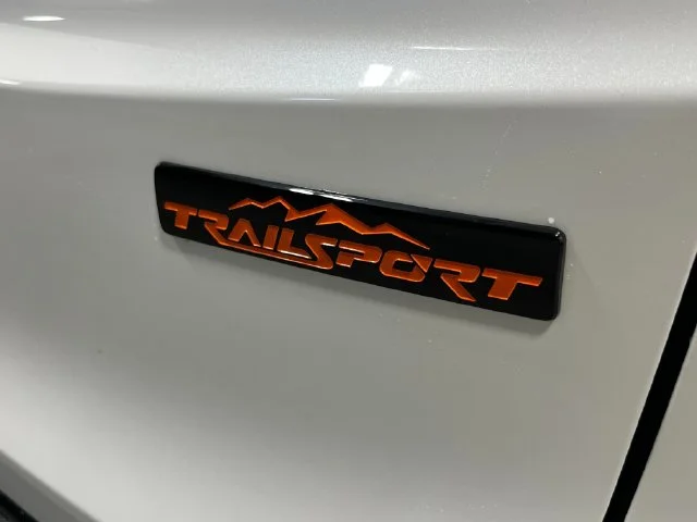New 2027 Platinum White Pearl Honda TrailSport Hybrid AWD image 7