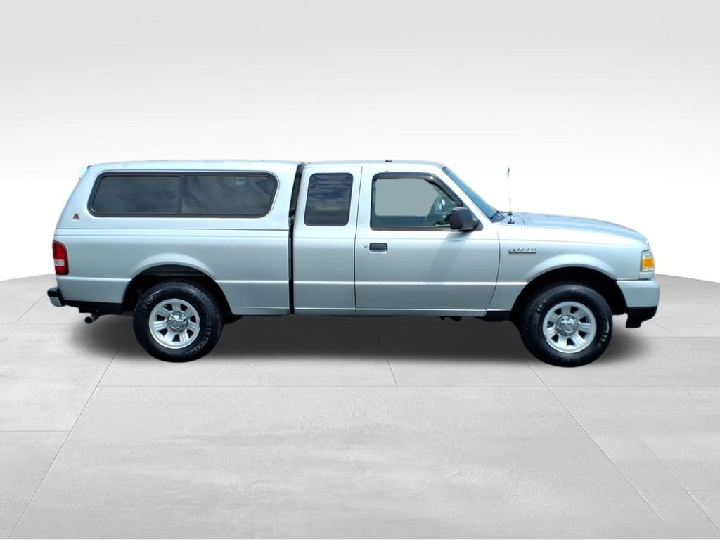 Used 2010 Silver Metallic Ford XL image 26