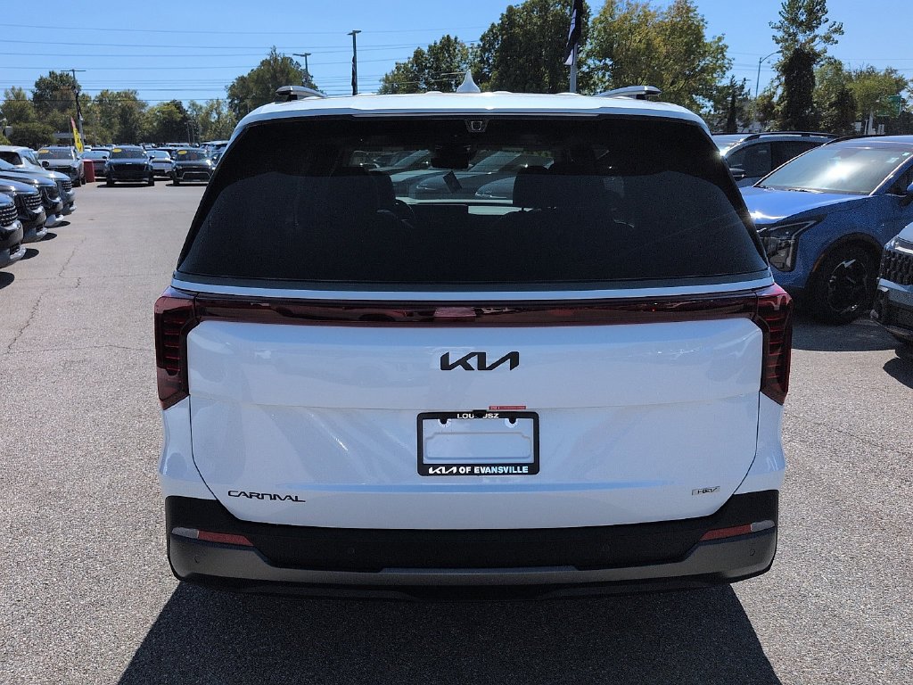 New 2027 Snow White Pearl Kia SX Prestige image 6