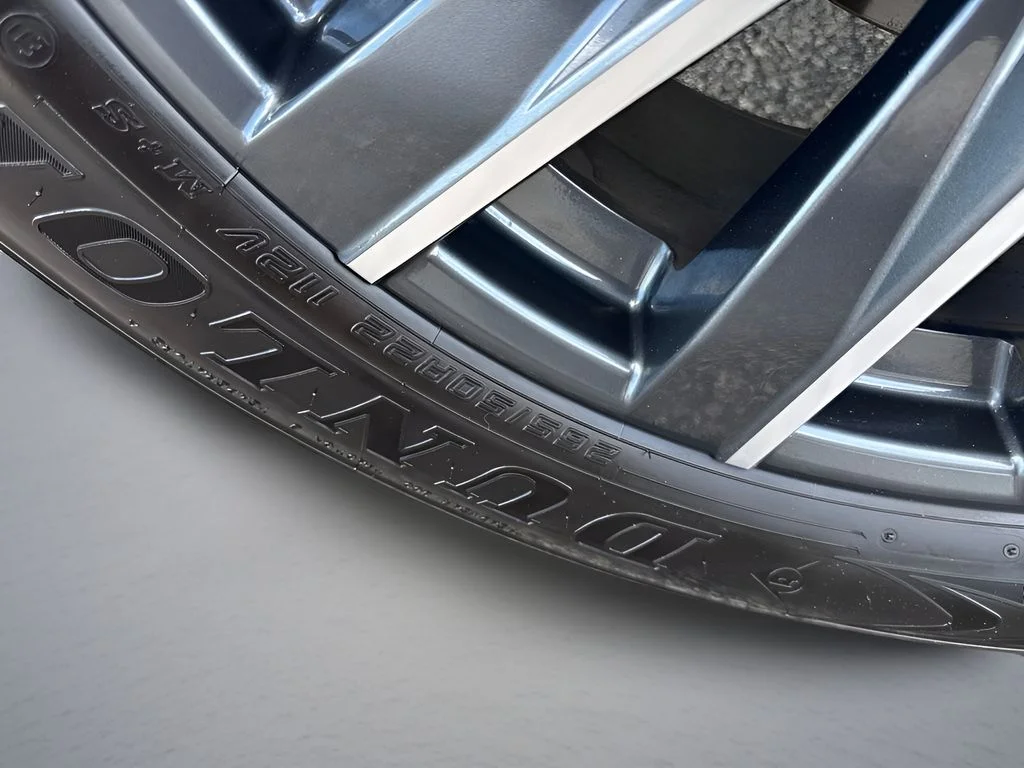 Used 2024  Lexus 550 Luxury+ image 40