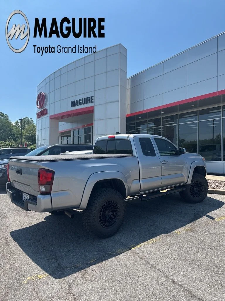 Used 2018 Silver Toyota SR image 1