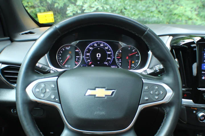 Used 2023 Sterling Gray Metallic Chevrolet Premier image 9