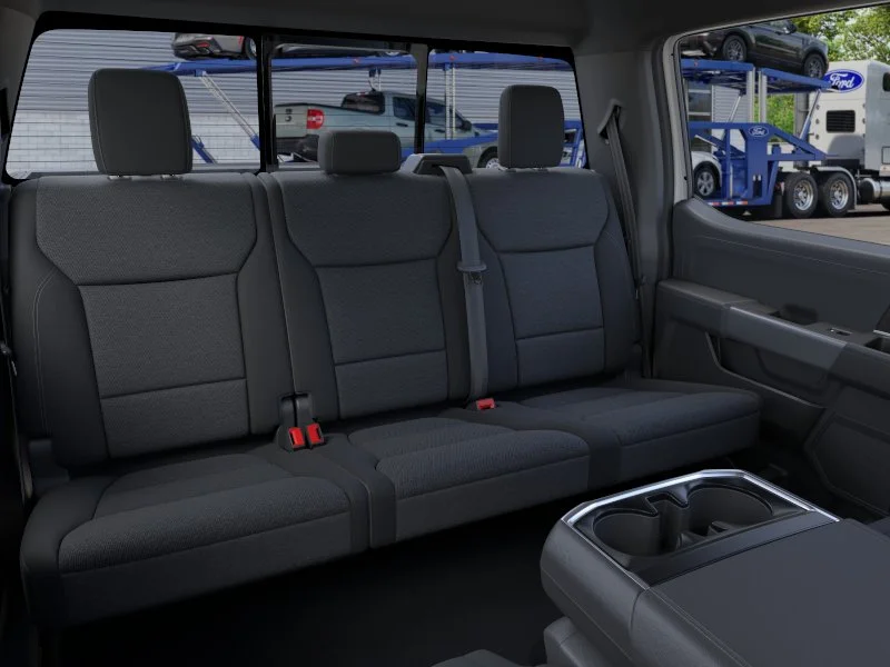 New 2026 Oxford White Ford XLT image 11