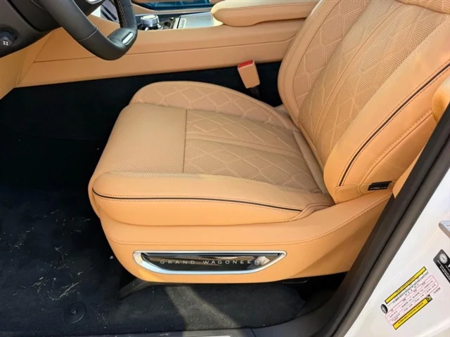 New 2026 Bright White Clearcoat Jeep Summit Reserve image 24