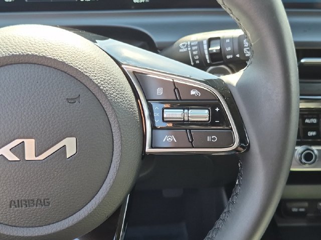 Certified Used 2024 White Kia S image 16