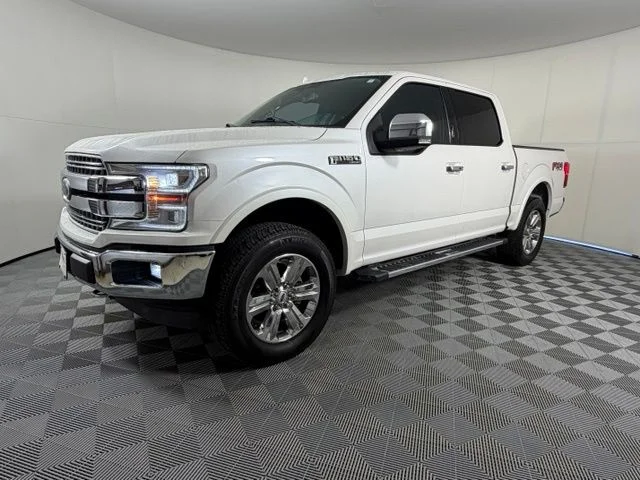 Used 2018 White Platinum Clearcoat Metallic Ford Lariat image 2