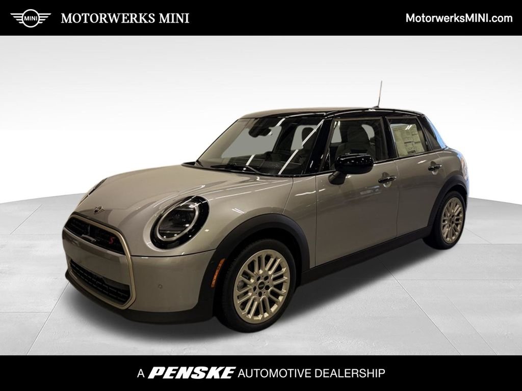 2025 MINI Hardtop Cooper S Signature's photo