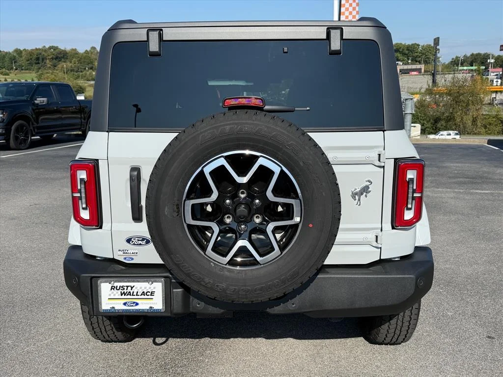 New 2026 White Ford Outer Banks image 4