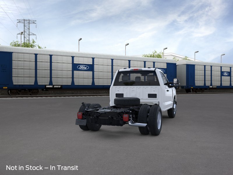 New 2026 Oxford White Ford XL image 8
