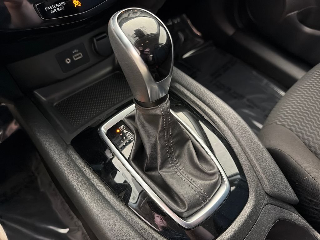 Used 2020 Gun Metallic Nissan S image 21