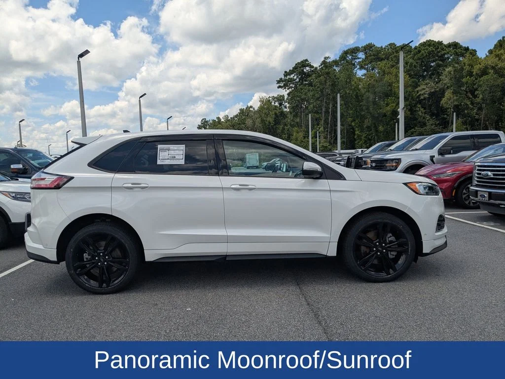 Used 2024 White Ford ST image 3
