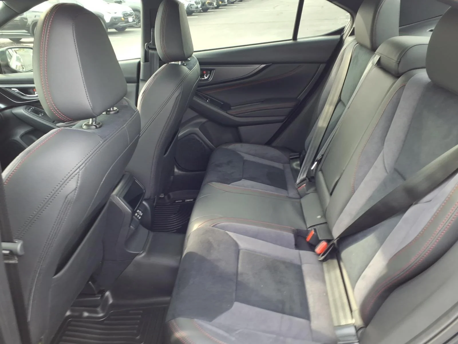 Used 2024 Magnetite Gray Metallic Subaru Limited image 26