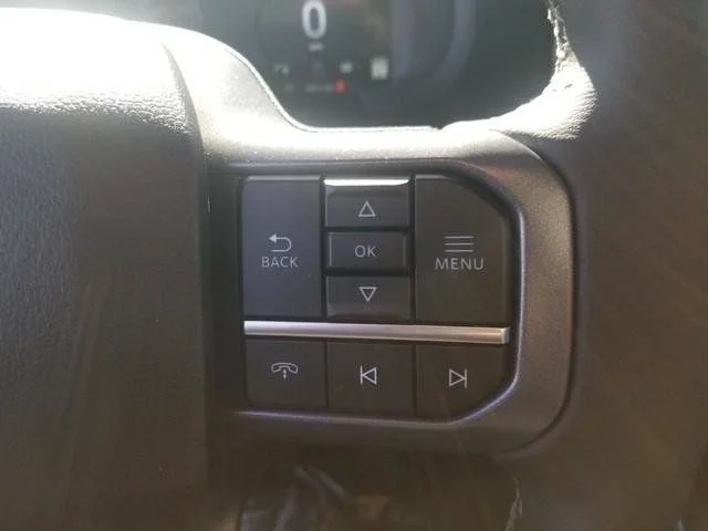 New 2026 Carbonized Gray Metallic Ford XLT image 26
