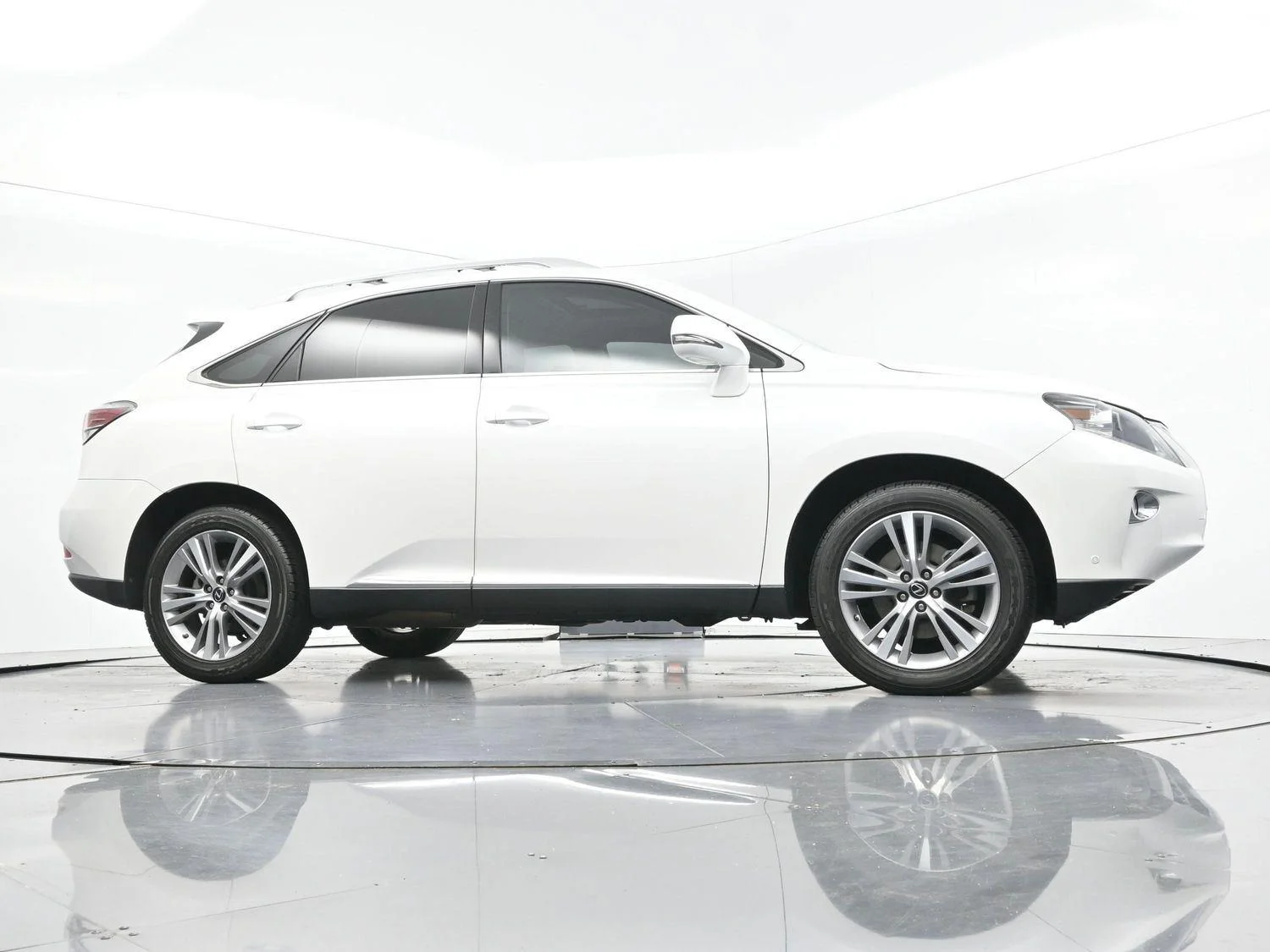 Used 2015 Starfire Pearl Lexus FWD image 41